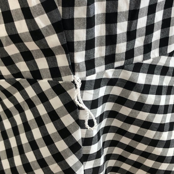 Express Black and White Gingham Off-Shoulder Blouse - Picture 7 of 11